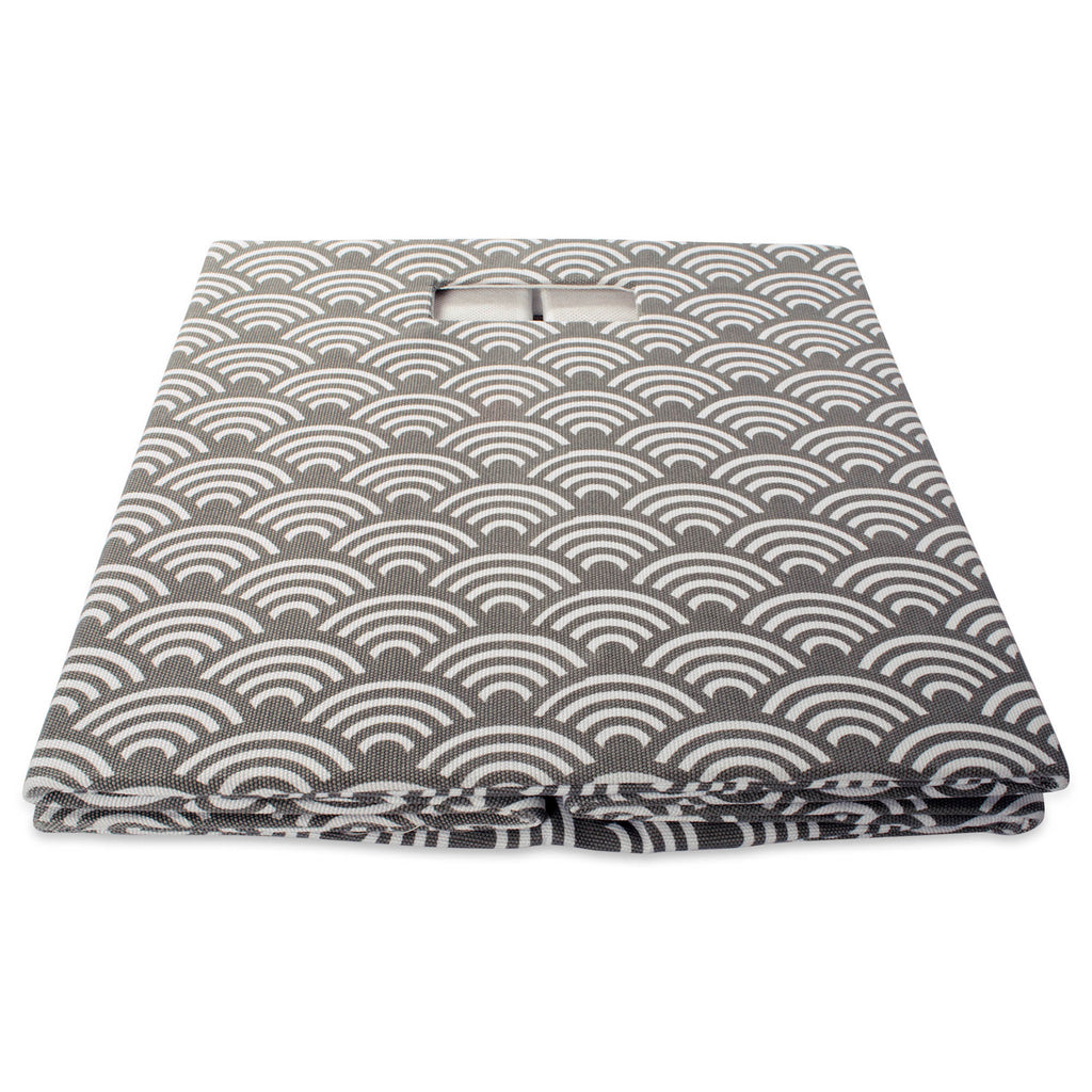 DII Polyester Cube Waves Gray Square