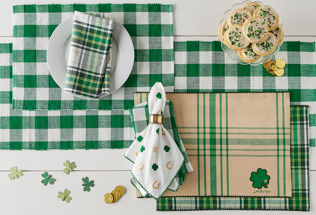 Four Leaf Check Table Runner