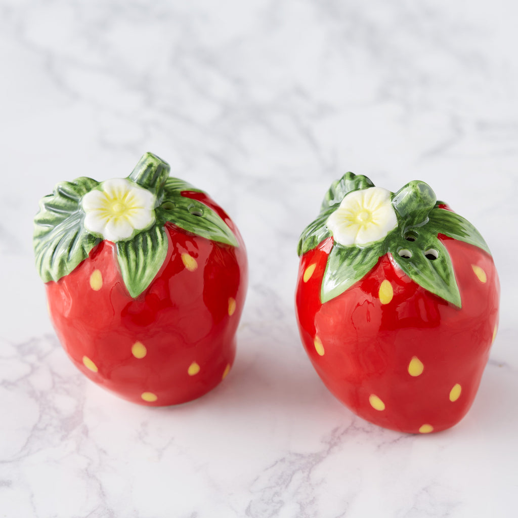 Strawberries Salt and Pepper Shaker Set