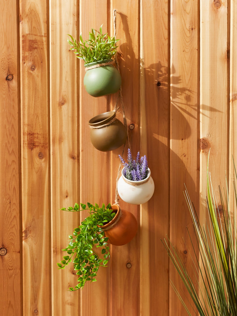 Neutral Garden Dangling Mini Pots