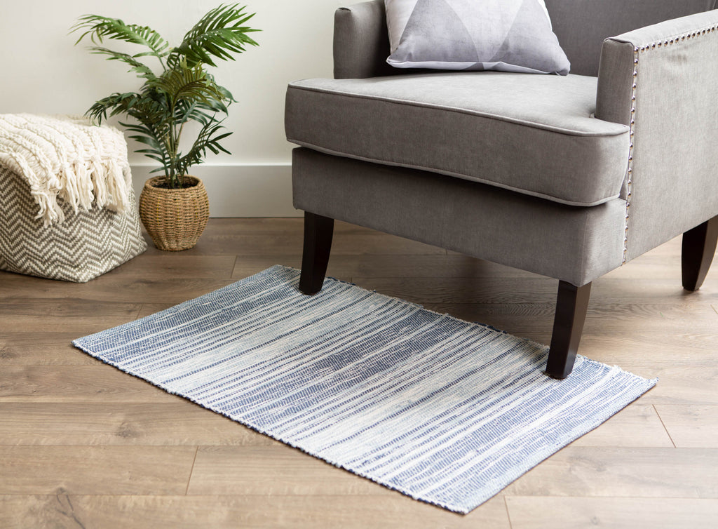 DII Variegated French Blue Recycled Yarn Rug