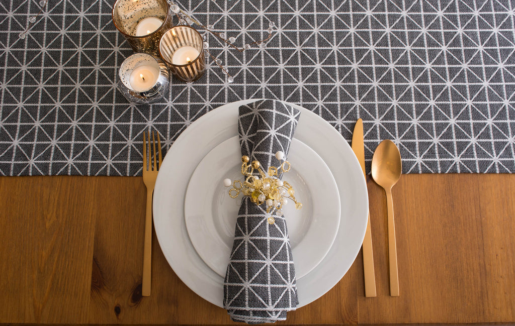 DII Table Set Black And White Triangle Set of 7