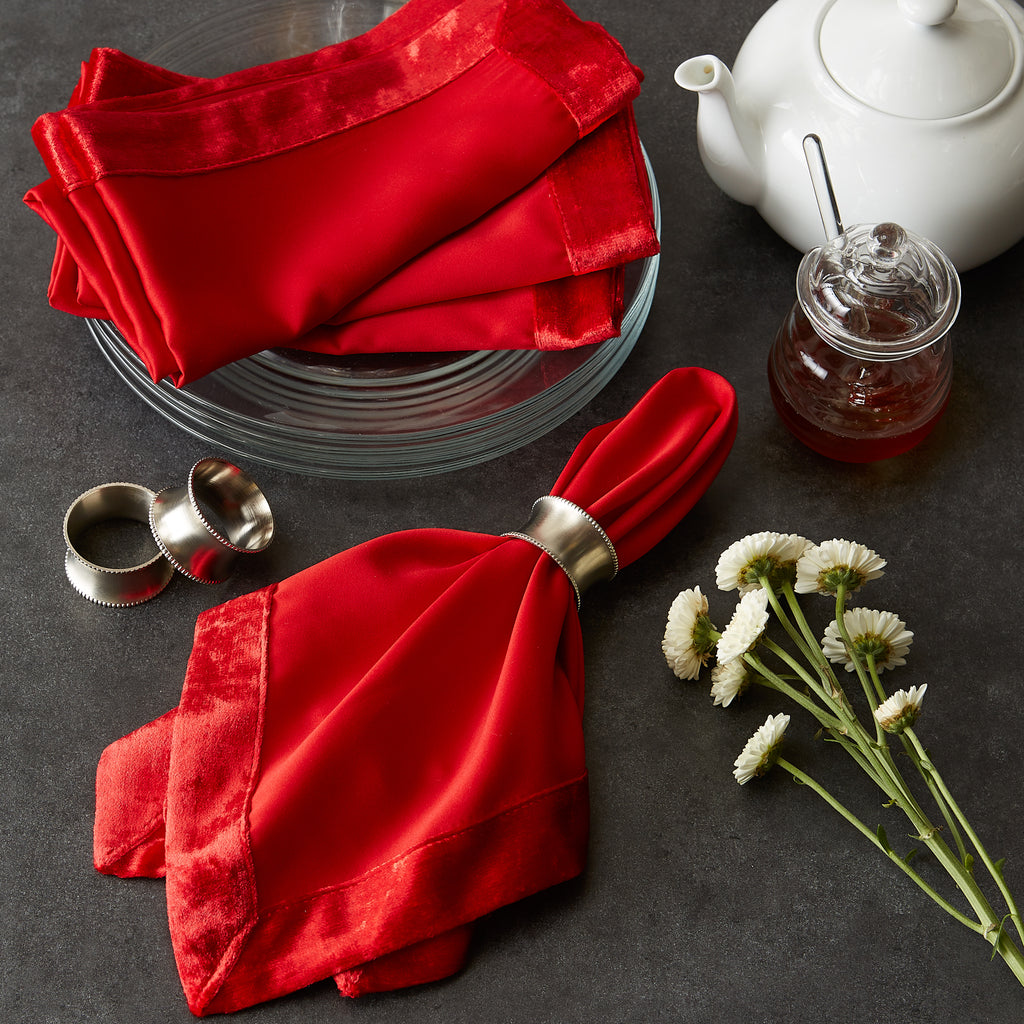 Red Velvet Trimmed Napkin set of 4