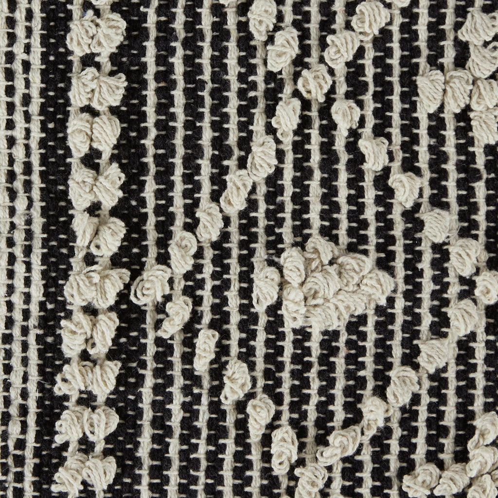 Natural And Black Diamond Textured Hand-Loomed Rug 2X3 Ft