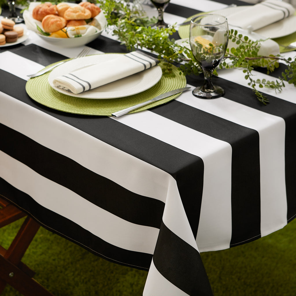 Black Cabana Stripe Print Outdoor Tablecloth With Zipper 60 Round