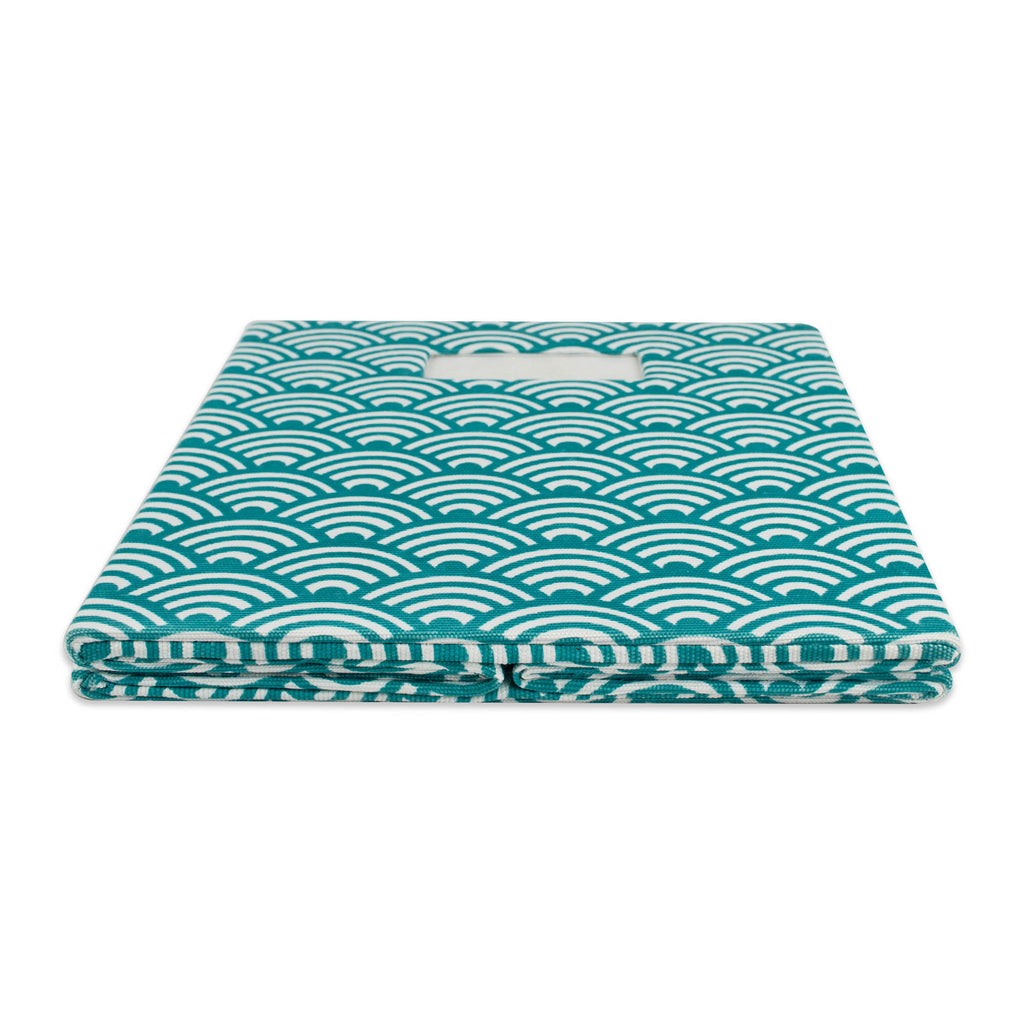 DII Polyester Cube Waves Teal Square