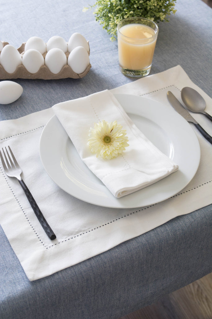 DII Blue Solid Chambray Tablecloth