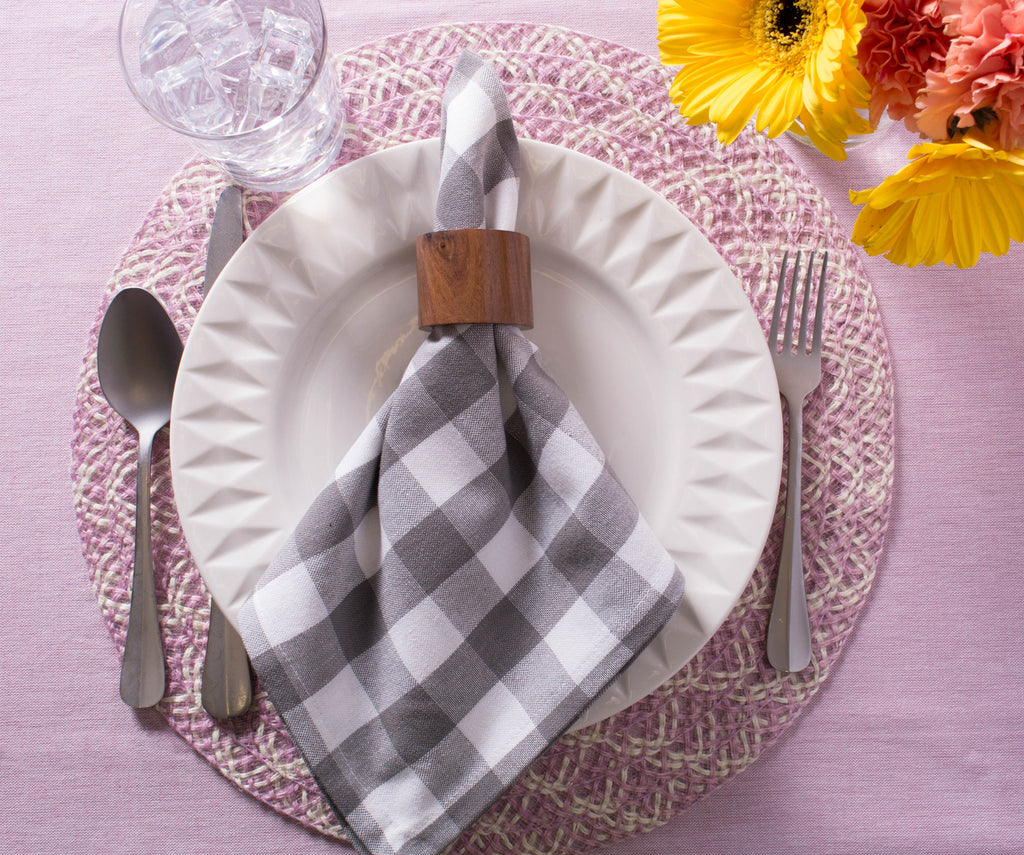 DII Tablecloth Solid Chmbry Rose, 60x84"