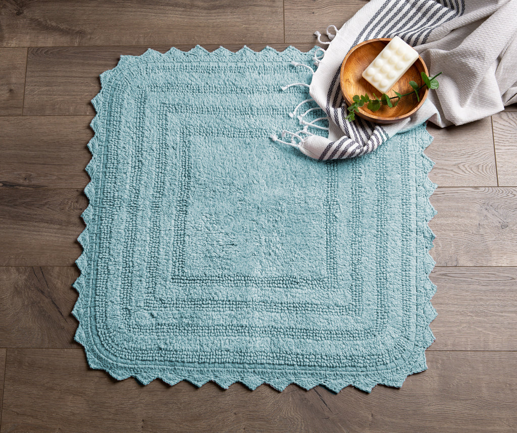 DII Cameo Blue Square Crochet Bath Mat