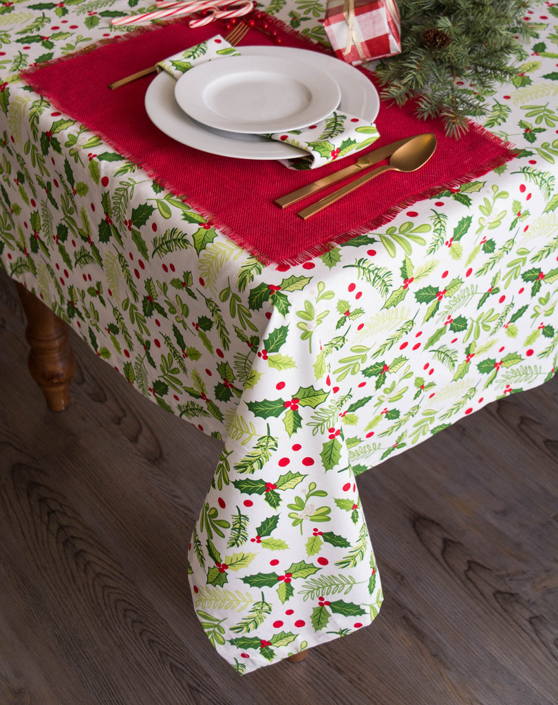 DII Boughs Of Holly Print Tablecloth