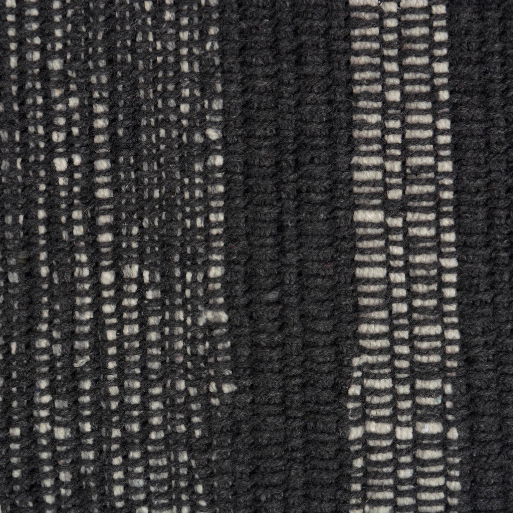 DII Varigated Gray Recycled Yarn Rug