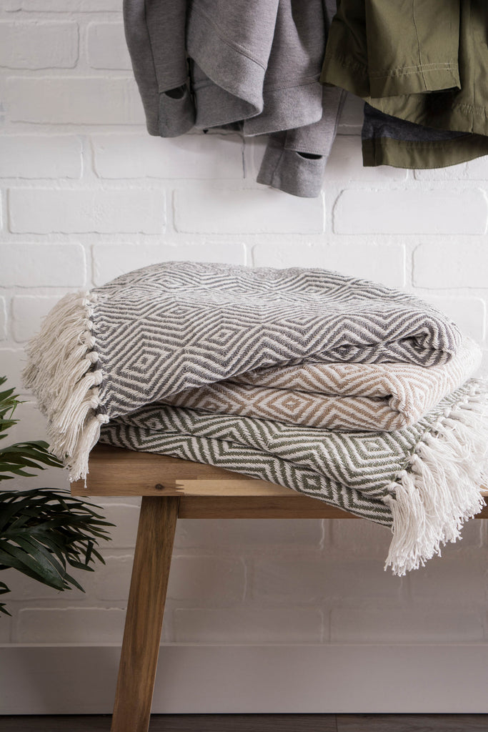 DII Mineral X-Diamond Geometric Throw