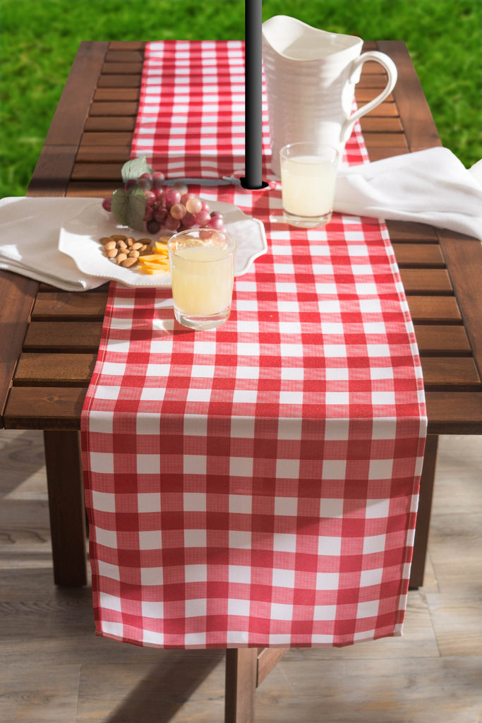 Red Check Outdoor Table Runner With Zipper